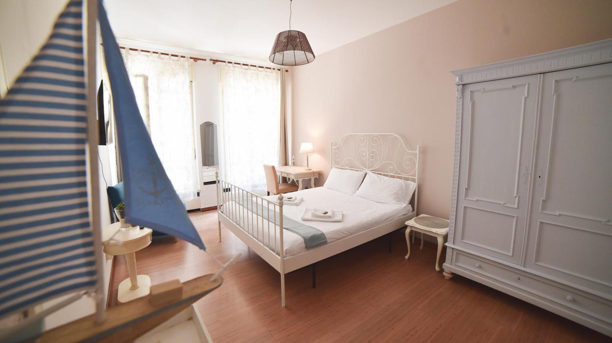 Barcolana Lodge - Hostel Триест Екстериор снимка