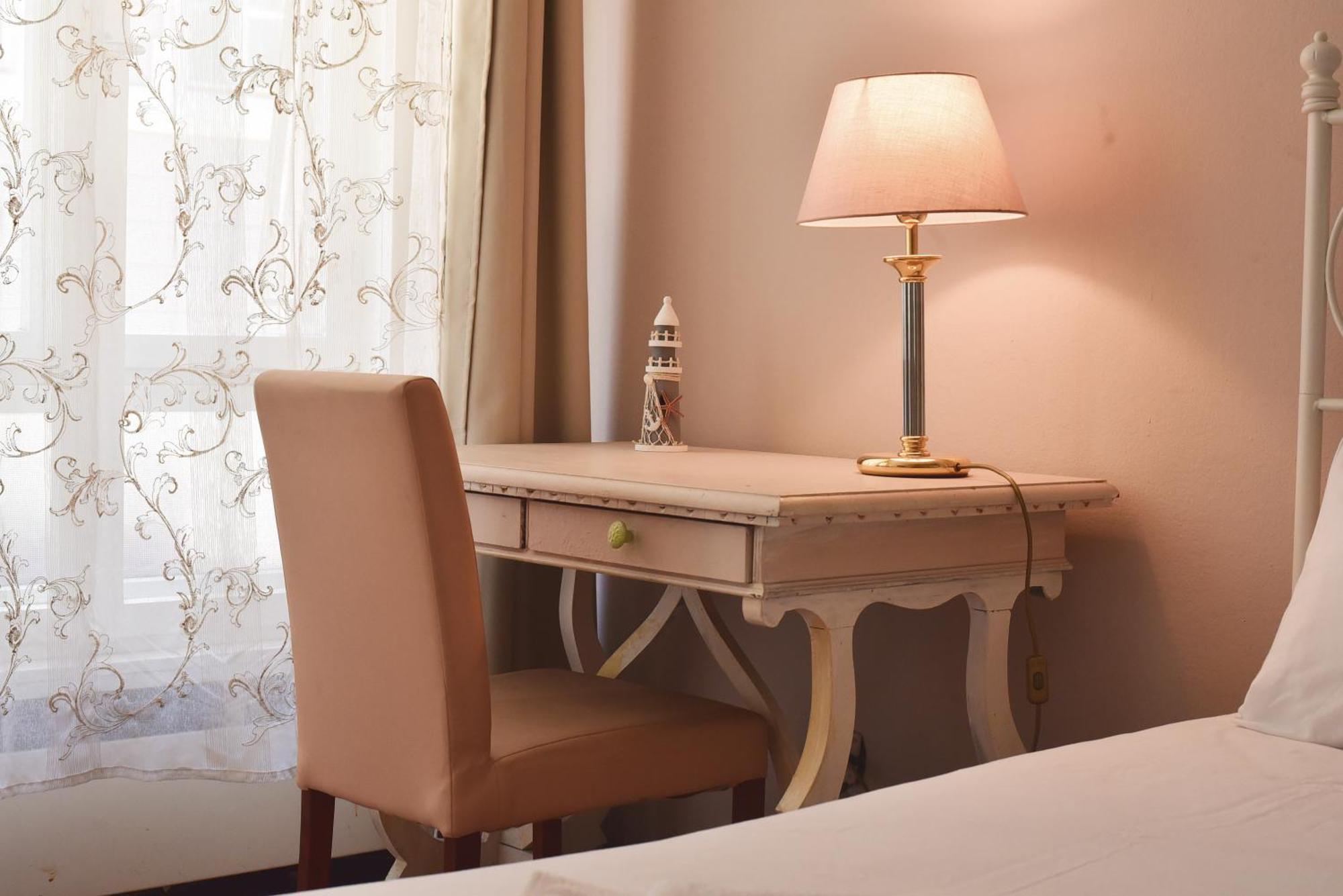 Barcolana Lodge - Hostel Триест Екстериор снимка